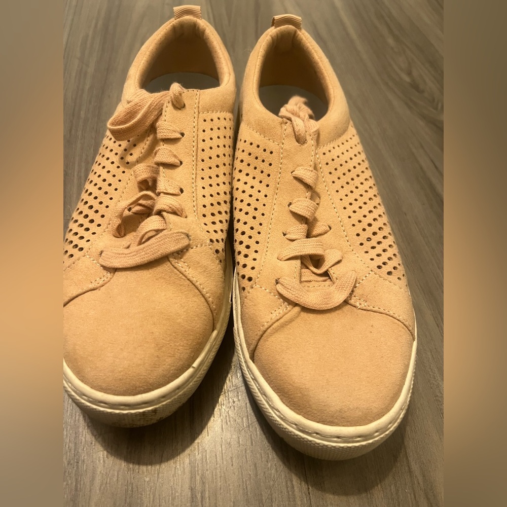 Dr. Scholl's Peach Perforated Sneakers
